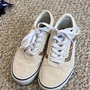 Vans Women's Cream and Leopard Print Sneakers